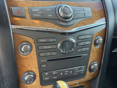 Used 2011 INFINITI QX56 Base w/ Theater Pkg image 23