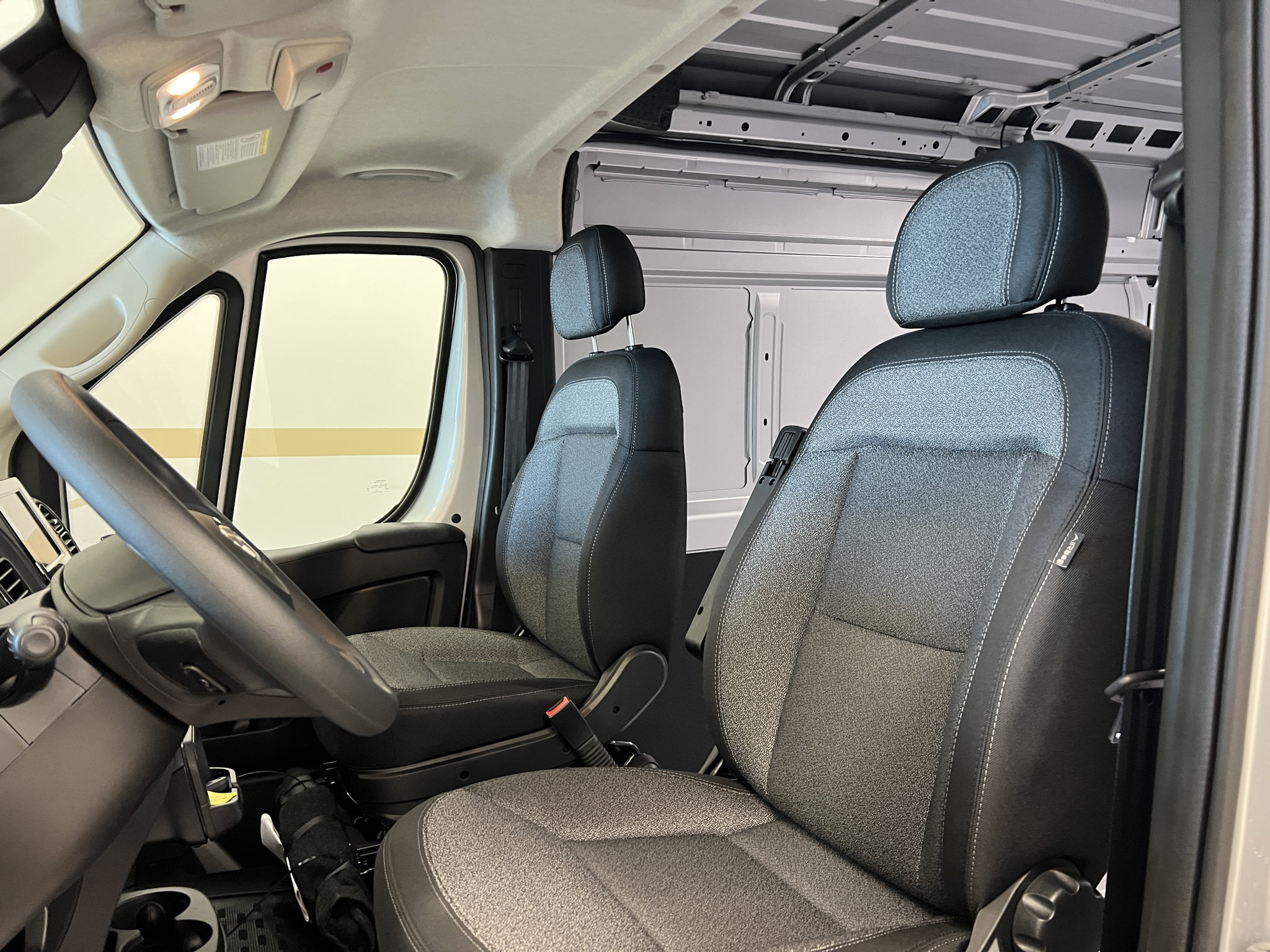 New 2027 RAM ProMaster 1500 w/ Convenience Group FWD image 6