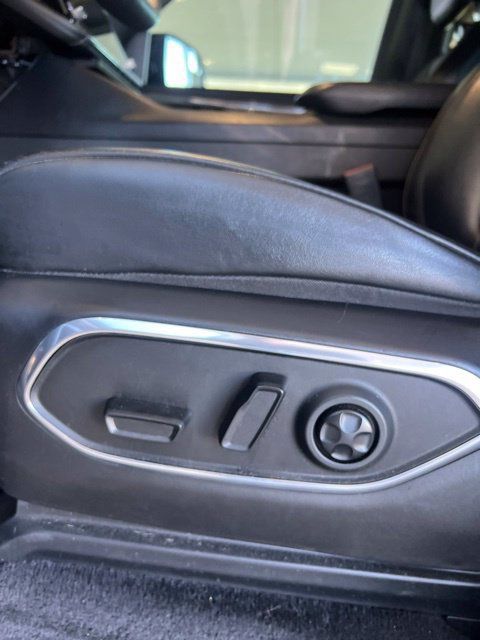 Used 2022 Jeep Wagoneer Series III w/ Premium Group I RWD image 10