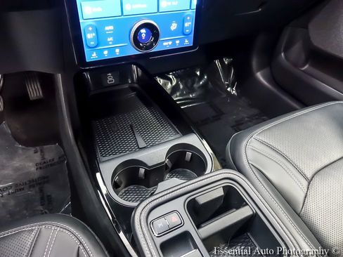 Used 2025 Ford Mustang Mach-E Premium AWD/4WD image 21
