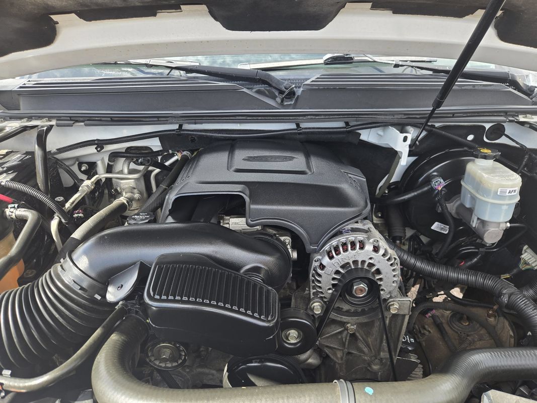 Used 2013 Chevrolet Suburban LT AWD/4WD image 28