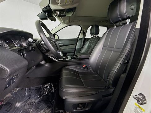 Used 2020 Land Rover Range Rover Velar S image 11