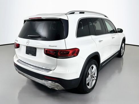 Used 2022 Mercedes-Benz GLB 250 4MATIC image 9