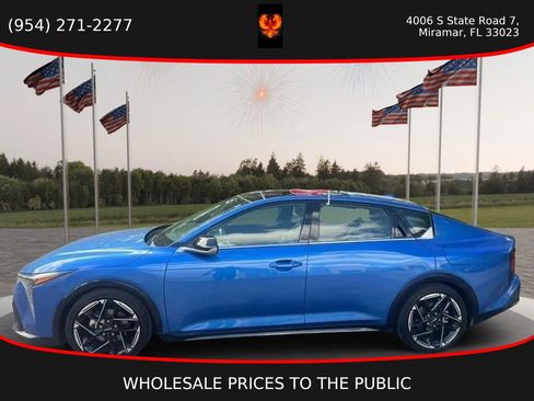 Used 2025 Kia K4 GT-Line w/ GT-Line Premium Package FWD image 3