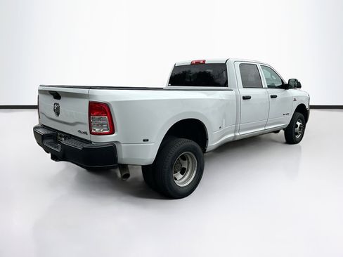 Used 2022 RAM 3500 Tradesman AWD/4WD image 9