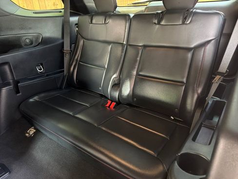 Used 2025 Ford Explorer ST-Line w/ Premium Package RWD image 33