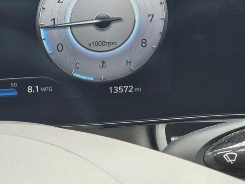 Used 2024 Hyundai Elantra SEL w/ Convenience Package image 29