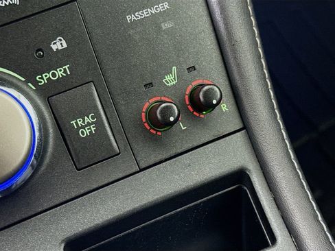 Used 2014 Lexus CT 200h image 19