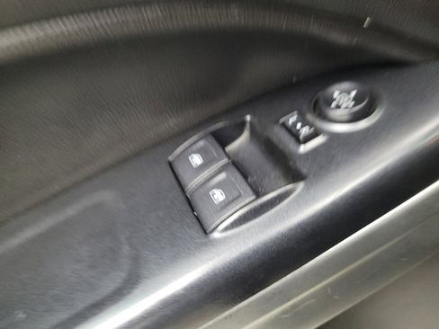 Used 2017 Chevrolet Colorado LT image 27