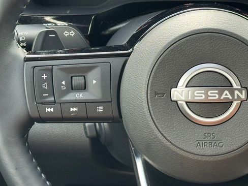 Used 2024 Nissan Pathfinder Platinum image 20