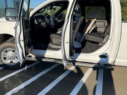 New 2026 RAM 3500 Tradesman AWD/4WD image 4