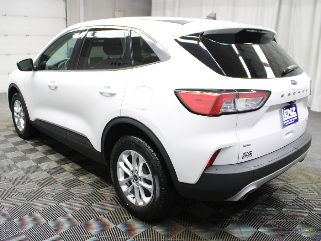Used 2022 Ford Escape SE AWD/4WD image 6