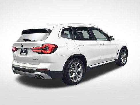 Used 2024 BMW X3 xDrive30i AWD/4WD image 3