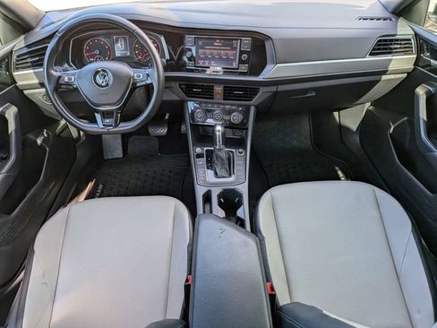 Used 2019 Volkswagen Jetta R-Line FWD image 16