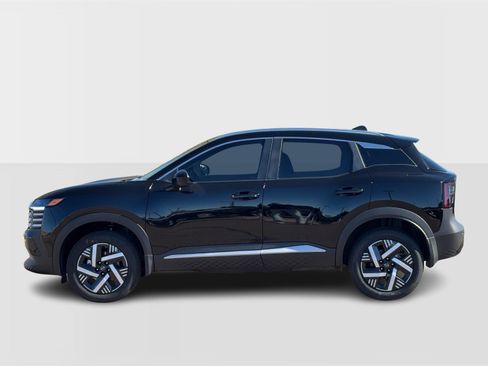 New 2026 Nissan Kicks SV image 2