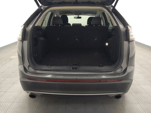 Used 2018 Ford Edge Titanium w/ Technology Package FWD image 29
