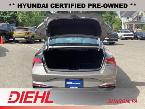 Certified 2023 Hyundai Elantra Limited FWD image 10