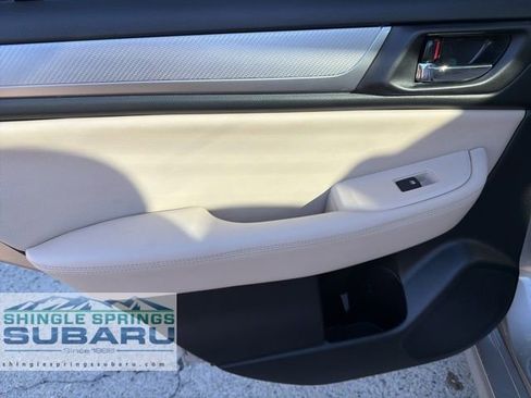Used 2017 Subaru Legacy 2.5i Premium image 25