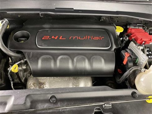 Used 2020 Jeep Compass Latitude image 29