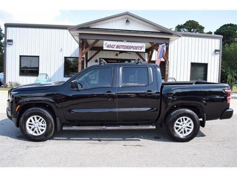 Used 2022 Nissan Frontier S w/ Technology Package image 2
