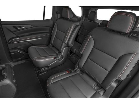 New 2027 Chevrolet Traverse Z71 w/ LPO, Floor Liner Package AWD/4WD image 34