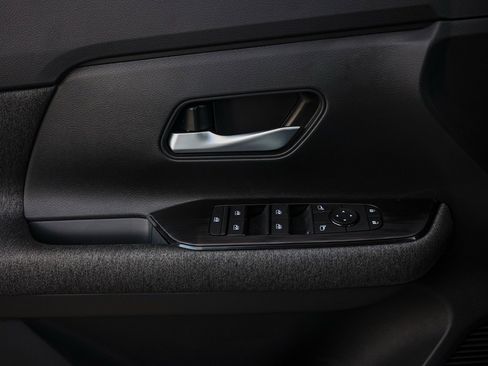 New 2026 Nissan Kicks SV image 24