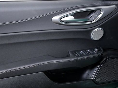 New 2025 Alfa Romeo Giulia image 8