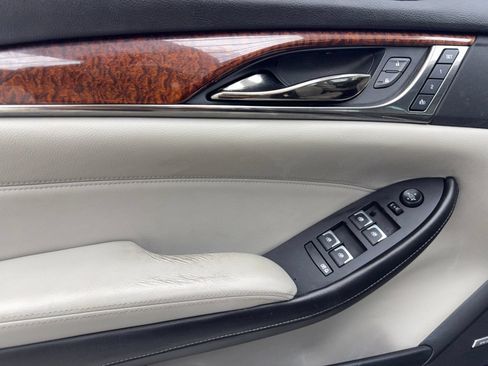 Used 2019 Cadillac CTS Sedan RWD image 33