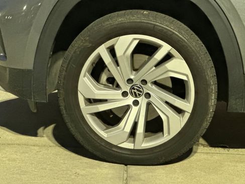 Used 2022 Volkswagen Atlas SE image 24