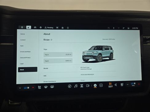 Used 2024 Rivian R1S Adventure AWD/4WD image 29