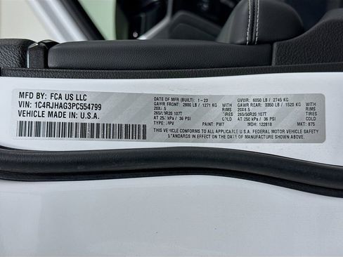 Used 2023 Jeep Grand Cherokee Altitude image 29