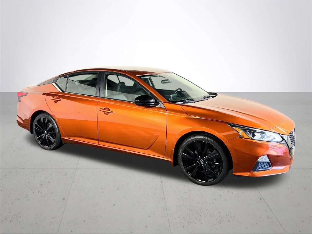 Used 2022 Nissan Altima 2.5 SR FWD image 4