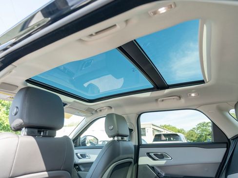 New 2025 Land Rover Range Rover Velar Dynamic SE image 22