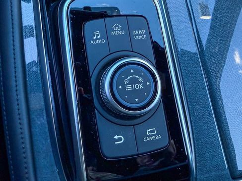 Certified 2024 Nissan Armada SL w/ Midnight Edition Package image 20