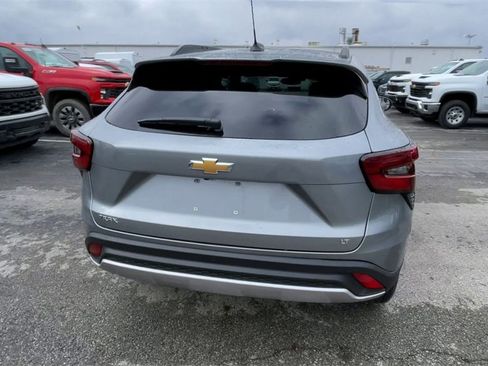 New 2026 Chevrolet Trax LT w/ Driver Confidence Package image 9