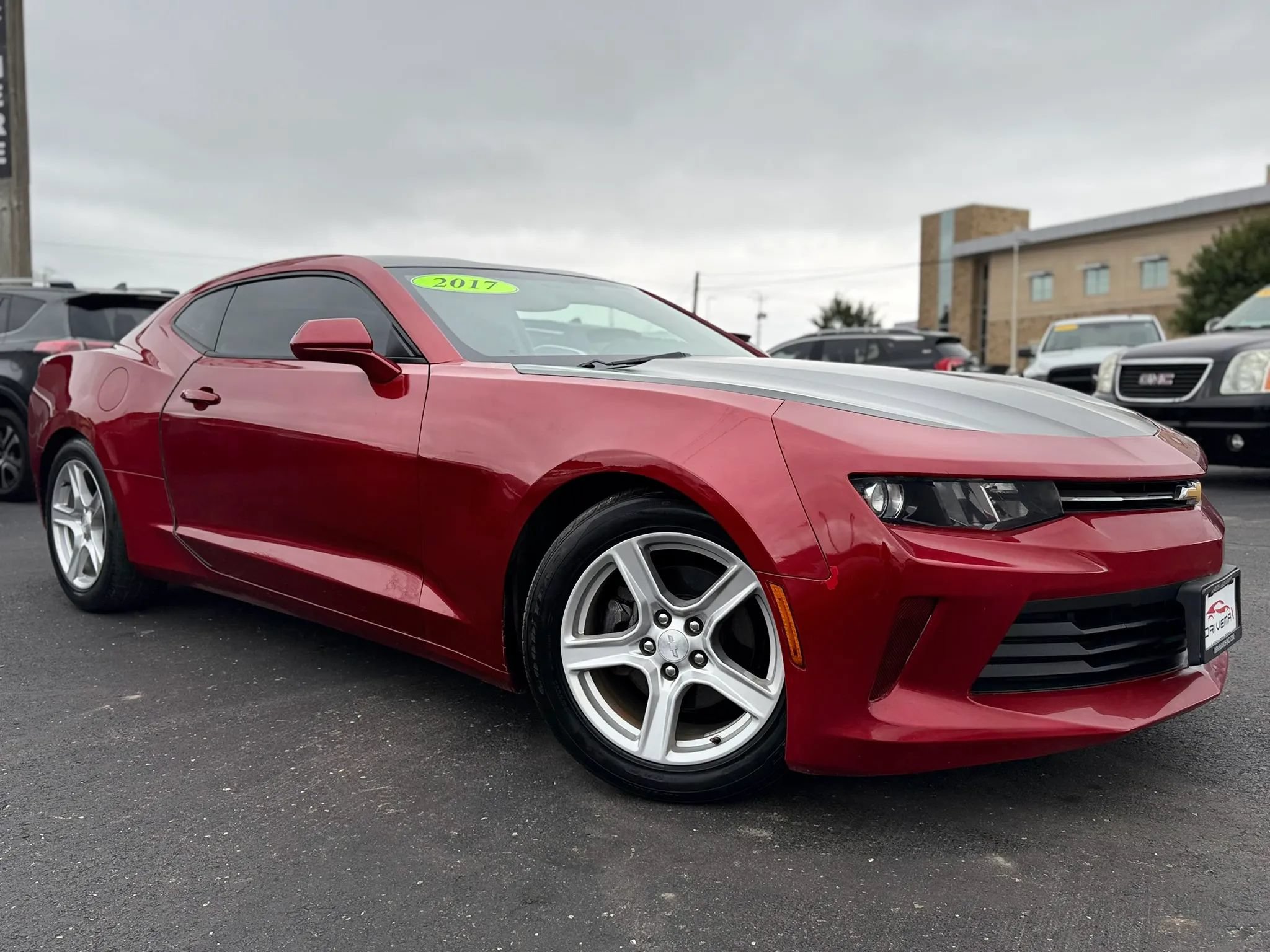 Used 2017 Chevrolet Camaro LT RWD image 2