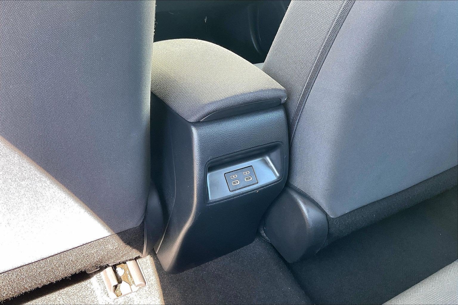 Used 2024 Toyota Corolla LE FWD image 39