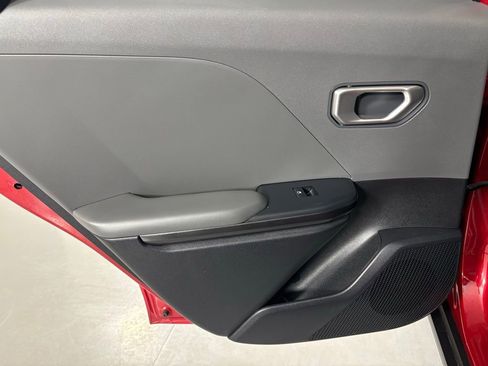Used 2025 Kia K4 FWD image 39