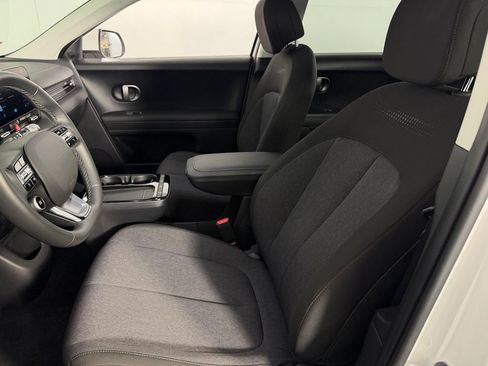Used 2026 Hyundai Ioniq 5 SE RWD image 23