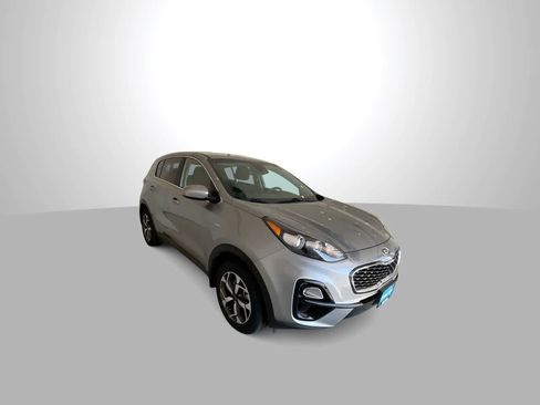 Used 2021 Kia Sportage LX AWD/4WD image 2