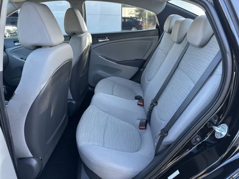 Used 2016 Hyundai Accent SE FWD image 4