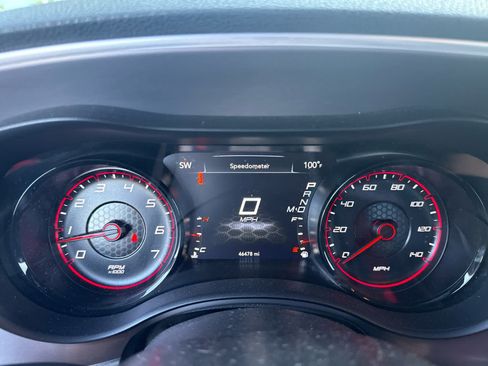 Used 2022 Dodge Charger SXT w/ Blacktop Package RWD image 11