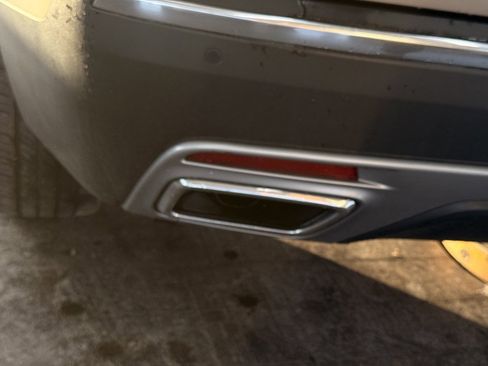 Used 2023 Cadillac XT5 Premium Luxury image 17