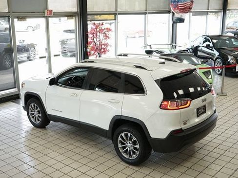 Used 2020 Jeep Cherokee Latitude Plus w/ Cold Weather Group AWD/4WD image 53