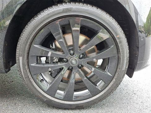 New 2025 Land Rover Range Rover Sport Dynamic SE image 5