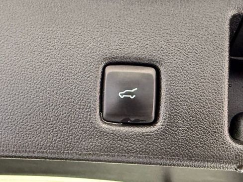 Used 2024 Ford Escape Platinum AWD/4WD image 5