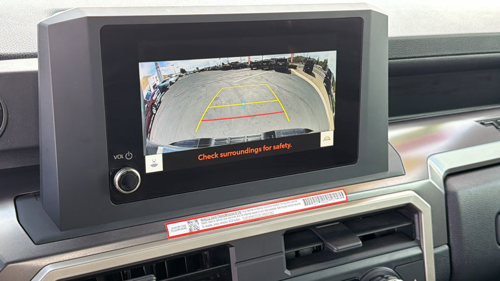 Certified 2025 Toyota Tacoma SR5 AWD/4WD image 16