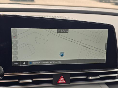 Used 2026 Hyundai Elantra Limited FWD image 17