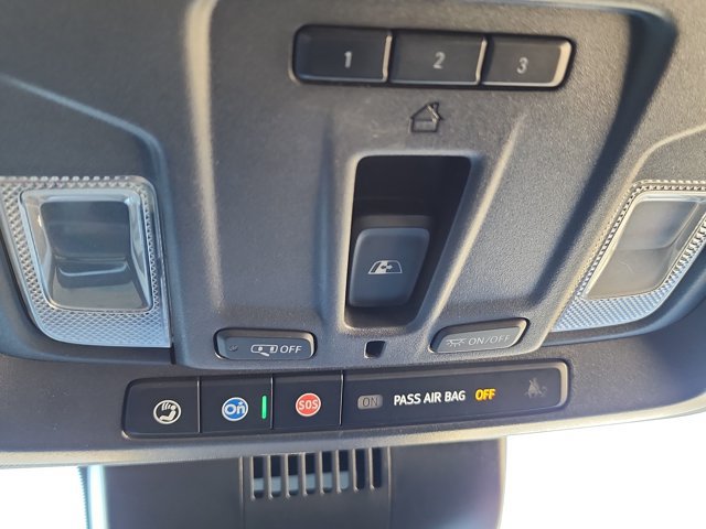 Used 2023 GMC Sierra 1500 AT4 w/ AT4 Premium Package AWD/4WD image 21