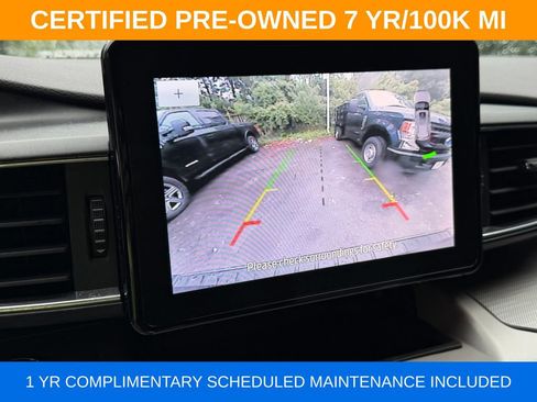 Used 2023 Ford Explorer XLT w/ Equipment Group 202A AWD/4WD image 29